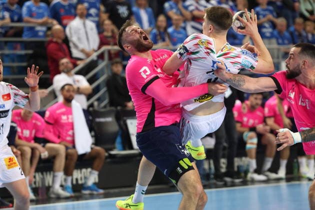 Plock 26.02.2026 Liga mistrzow pilka reczna mezczyzn faza grupowa sezon 2025 26 --- Group Chase mens handball EHF Champions League Orlen Wisla Plock - SC Magdeburg Zoltan Szita Manuel Zehnder Fot. Marcin Solarz FotoPyK NEWSPIX.PL --- newspix.pl 