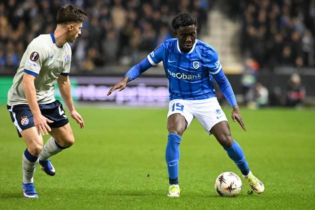 Dinamo s Mateo Lisica and Genk s Yaimar Medina pictured in action during a soccer game between Belgian team KRC Genk and Croatian GNK Dinamo Zagreb, Thursday 26 February 2026 in Genk, in the play-off for the knockout phase of the UEFA Europa League tournament. Genk won the first leg 1-3. JILLxDELSAUX  x165489294x