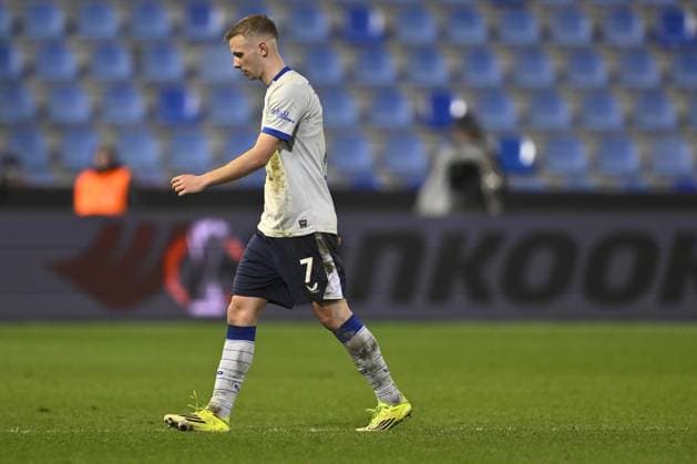 Dinamo s Luka Stojkovic receives a red card from a soccer game between Belgian team KRC Genk and Croatian GNK Dinamo Zagreb, Thursday 26 February 2026 in Genk, in the play-off for the knockout phase of the UEFA Europa League tournament. Genk won the first leg 1-3. JOHAN EYCKENS JohanxEyckens  x165493513x