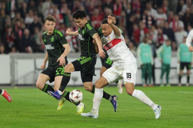 Stuttgart , Europa League VfB Stuttgart vs. Celtic Glasgow , Dane Murray (Glasgow) Hyunjun Yang (Glasgow) Jamie Leweling (VfB)