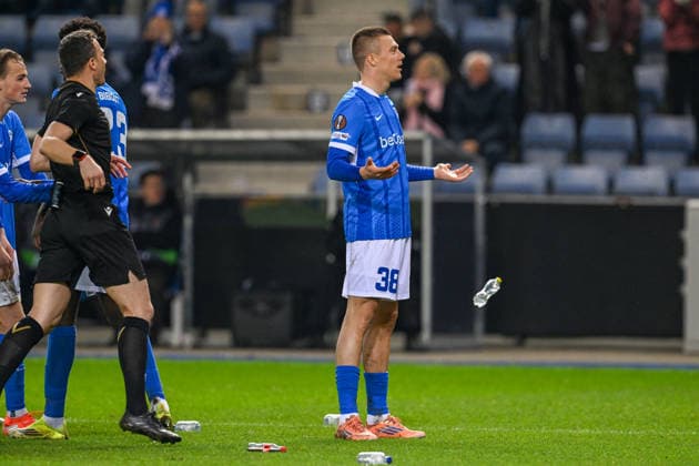 260226 KRC Genk vs Dinamo Zagreb Daan Heymans (38) of Genk celebrates after scoring the 3-3 equalizer goal pictured during the second leg game in the Uefa Europa League season 2025-2026 Knock Out Phase between KRC Genk and Dinamo Zagreb from Croatia on February 27 , 2026 in Genk, Belgium. (Photo by David Catry Isosport) Genk Belgium  Copyright: xDavidxCatryx 20260227DC2_3998