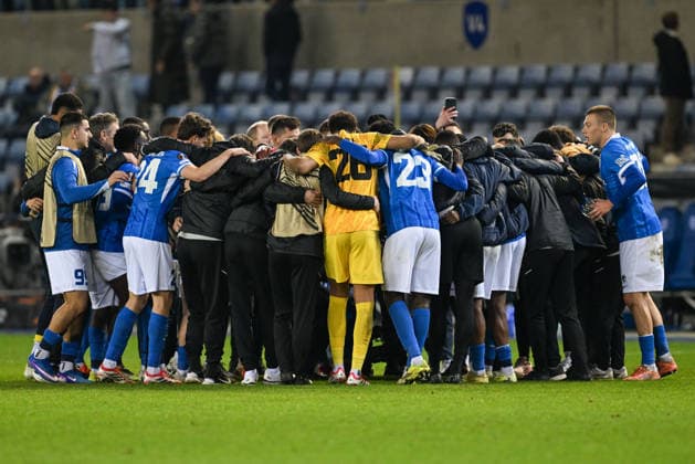 260226 KRC Genk vs Dinamo Zagreb players of Genk celebrate pictured during the second leg game in the Uefa Europa League season 2025-2026 Knock Out Phase between KRC Genk and Dinamo Zagreb from Croatia on February 27 , 2026 in Genk, Belgium. (Photo by David Catry Isosport) Genk Belgium  Copyright: xDavidxCatryx 20260227DC2_4207