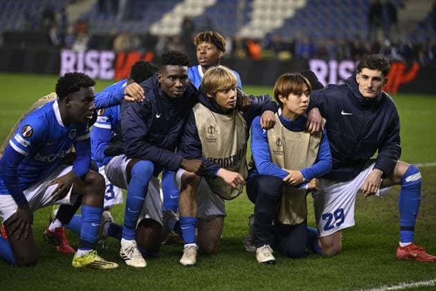 Genk s Yaimar Medina, Genk s Ibrahima Sory Bangoura, Genk s Junya Ito, Genk s Ayumu Yokoyama and Genk s Robin Mirisola celebrate after winning a soccer game between Belgian team KRC Genk and Croatian GNK Dinamo Zagreb, Thursday 26 February 2026 in Genk, in the play-off for the knockout phase of the UEFA Europa League tournament. Genk won the first leg 1-3. JOHAN EYCKENS JohanxEyckens  x165503808x