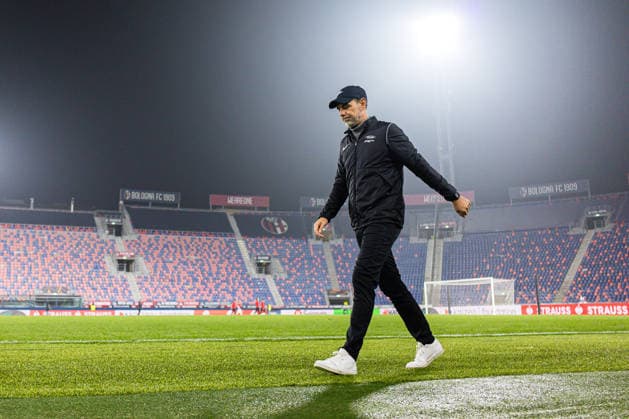 260226 Head coach Freyr Alexandersson of Brann looks dejected after the UEFA Europa League football match between Bologna and Brann on February 26, 2026 in Bologna. Photo: Marius Simensen BILDBYRAN COP 238 MM0058 bbeng bologna brann depp football fotball fotboll soccer uefa europa league Copyright: MARIUSxSIMENSEN BB260226ZO025