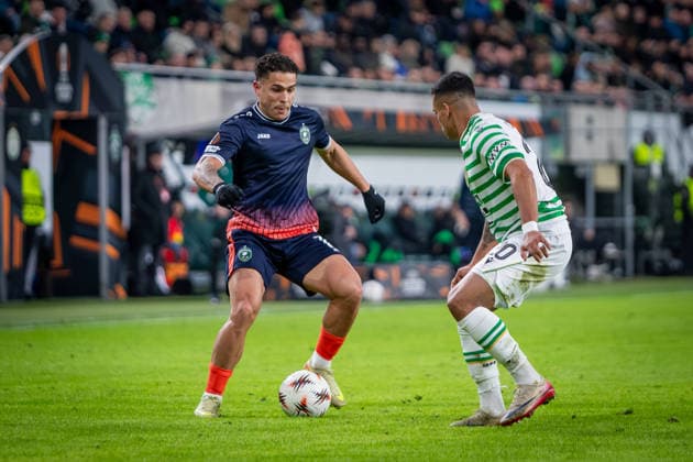 FERENCVAROS - LUDOGORETS Cadu of Ferencvaros and Caio Vidal of Ludogorets during the 2 nd leg of KO play off s of UEFA Europa league football match between Ferencvarosi TC and PFC Ludogorets Razgrad. Groupama Arena, Ferencvaros Arena, Budapest, Hungary, February 26, 2026. Photo by Branislav Racko Copyright: xx _BRR2685