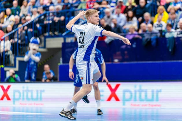 Frederik Bo Andersen (Handball Verein Hamburg, 21) beim Siebenmeter 7 Meter Wurf GER, TBV Lemgo Lippe vs. Handball Sport Verein Hamburg, Handball, 1. Bundesliga, 23. Spieltag, Spielzeit 2025 2026, 26.02.2026 GER, TBV Lemgo Lippe vs. Handball Sport Verein Hamburg, Handball, 1. Bundesliga, 23. Spieltag, Spielzeit 2025 2026, 26.02.2026 Lemgo Copyright: xEibner-Pressefoto JanxRollingerx EP_JSK