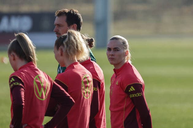 27.02.2026, xgrfx, Fussball DFB-Medientermine, Deutsche Frauennationalmannschaft - Training v.l. Laura Freigang (Deutsche Frauennationalmannschaft) (DFL DFB REGULATIONS PROHIBIT ANY USE OF PHOTOGRAPHS as IMAGE SEQUENCES and or QUASI-VIDEO) Frankfurt am Main
