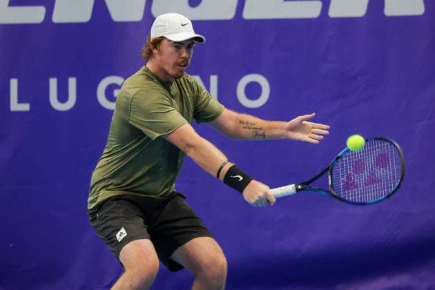Daniel CUKIERMAN (ISR) and Trey HILDERBRAND (USA) during Challenger Citta di Lugano, International Tennis match in Lugano, Switzerland, February 26 2026  Copyright: xRobertaxCorradin IPAxSportx xipa-agency.netx xx IPA_72098078 IPA_Agency_IPA72098078
