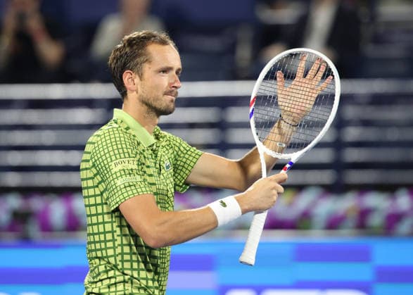 Daniil Medvedev jubelt nach dem Sieg, Jubel, Freude, Emotion, Dubai Duty Free Tennis Championships, Dubai, U.A.E. Tennis - Dubai Tennis Championships 2026 - ATP, Tennis Herren - Dubai Duty Free Tennis Stadium - Dubai - - United Arab Emirates - 28 February 2026. Copyright: xJuergenxHasenkopfx