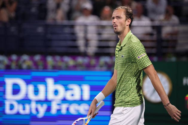 Daniil Medvedev jubelt nach dem Sieg, Jubel, Freude, Emotion, Dubai Duty Free Tennis Championships, Dubai, U.A.E. Tennis - Dubai Tennis Championships 2026 - ATP, Tennis Herren - Dubai Duty Free Tennis Stadium - Dubai - - United Arab Emirates - 28 February 2026. Copyright: xJuergenxHasenkopfx