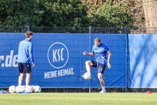Training am 27.02.26, Herren, Fußball, Saison 2025 2026, 2.Liga, Karlsruher SC. Lockeres Trainingsspiel. Karlsruhe Wildparkstadion Baden-Württemberg Germany