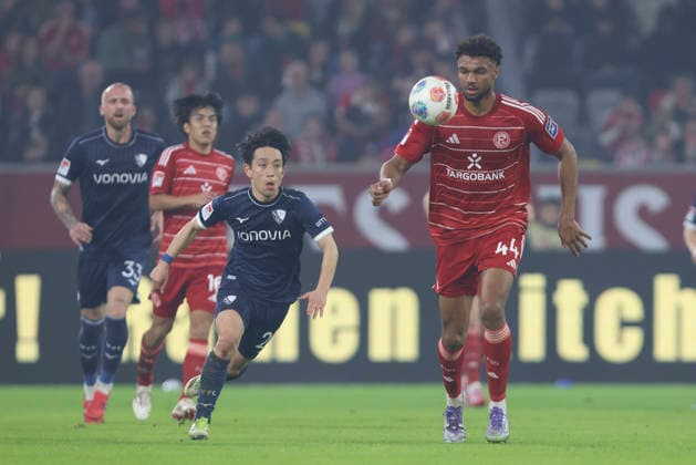 Elias Egouli (Fortuna Düsseldorf) in Aktion, am Ball, Einzelaktion waehrend des Spiels der 2. Bundesliga zwischen Fortuna Düsseldorf und VfL Bochum, Merkur Spiel-Arena am 27. February 2026 in Düsseldorf, Deutschland. (Foto von Oliver Kaelke DeFodi Images) +++ Elias Egouli (Fortuna Düsseldorf) controls the ball during the 2. Bundesliga match between Fortuna Düsseldorf and VfL Bochum at Merkur Spiel-Arena on February 27, 2026 in Düsseldorf, Germany. (Photo by Oliver Kaelke DeFodi Images) (Photo by Oliver Kaelke DeFodi Images) -