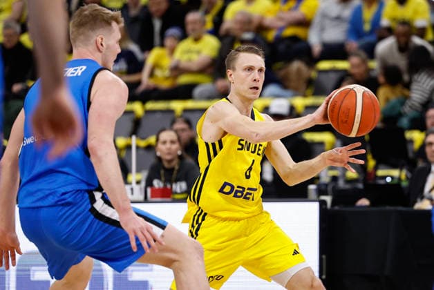 Sweden s Tobias Borg with the ball during the FIBA World European Cup Qualifier game between Sweden and Estonia, first round - group H, at Avicii Arena in Stockholm, Sweden 27 February 2026. STOCKHOLM SWEDEN x1081x