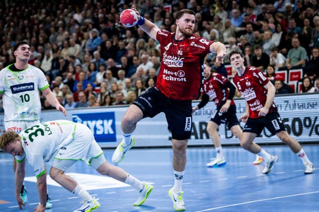 DAIKIN HBL: SG Flensburg-Handewitt vs HSG Wetzlar; 27.02.26 Johannes Golla (Nr.04, SG Flensburg-Handewitt) im Angriff DAIKIN HBL: SG Flensburg-Handewitt vs HSG Wetzlar, GP JOULE Arena am 27.02.26 Copyright: xBEAUTIFULxSPORTS MarioxM.xKobergx