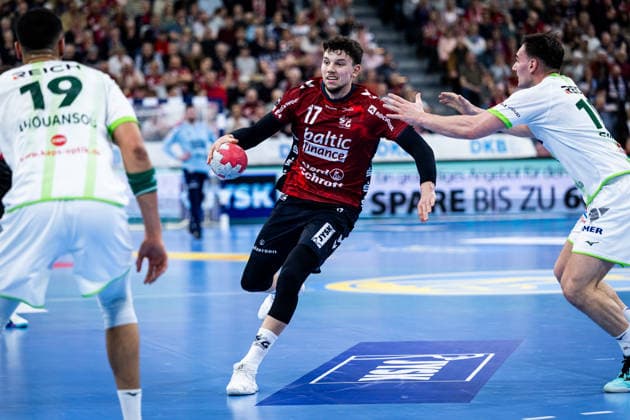 DAIKIN HBL: SG Flensburg-Handewitt vs HSG Wetzlar; 27.02.26 Marko Grgic (Nr.17, SG Flensburg-Handewitt) im Angriff DAIKIN HBL: SG Flensburg-Handewitt vs HSG Wetzlar, GP JOULE Arena am 27.02.26 Copyright: xBEAUTIFULxSPORTS MarioxM.xKobergx