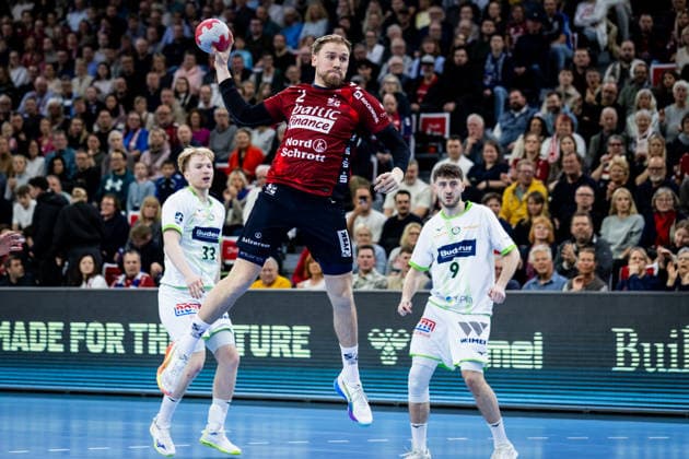 DAIKIN HBL: SG Flensburg-Handewitt vs HSG Wetzlar; 27.02.26 Simon Pytlick (Nr.02, SG Flensburg-Handewitt) im Angriff DAIKIN HBL: SG Flensburg-Handewitt vs HSG Wetzlar, GP JOULE Arena am 27.02.26 Copyright: xBEAUTIFULxSPORTS MarioxM.xKobergx