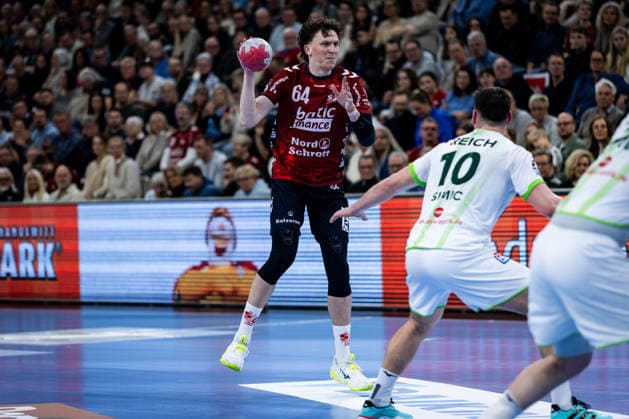 DAIKIN HBL: SG Flensburg-Handewitt vs HSG Wetzlar; 27.02.26 Lasse Kjaer Moller (Nr.64, SG Flensburg-Handewitt) im Angriff DAIKIN HBL: SG Flensburg-Handewitt vs HSG Wetzlar, GP JOULE Arena am 27.02.26 Copyright: xBEAUTIFULxSPORTS MarioxM.xKobergx