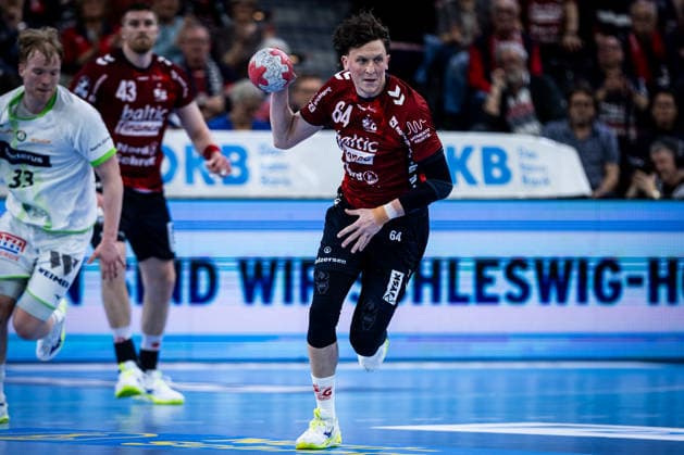 DAIKIN HBL: SG Flensburg-Handewitt vs HSG Wetzlar; 27.02.26 Lasse Kjaer Moller (Nr.64, SG Flensburg-Handewitt) im Angriff DAIKIN HBL: SG Flensburg-Handewitt vs HSG Wetzlar, GP JOULE Arena am 27.02.26 Copyright: xBEAUTIFULxSPORTS MarioxM.xKobergx