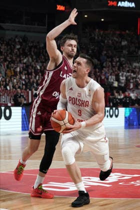 Latvia Poland Basketball, Riga, Latvia, 27.02.2026, FIBA, basketball, Latvia, Poland Mateusz Ponitka of Poland and Kristers Zoriks of Latvia in action during FIBA Basketball World Cup European qualifiers group F game between Latvia and Poland in Riga, Latvia, 27.02.2026. Photo: Roman Koksarov (RKF) Riga Latvia Copyright: xRomanxKoksarovx RKO06764.JPG