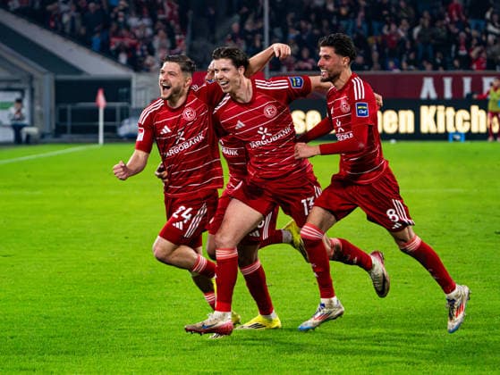 Torjubel von Florent Muslija (Fortuna Duesseldorf, 24), Cedric Itten (Fortuna Duesseldorf, 13) und Anouar El Azzouzi (Fortuna Duesseldorf, 08) nach dem 2:0 Tor Fortuna Duesseldorf vs. VfL Bochum 1848, Fussball, 2. Bundesliga, 24. Spieltag, Saison 2025 2026, 27.02.2026 DFL REGULATIONS PROHIBIT ANY USE OF PHOTOGRAPHS AS IMAGE SEQUENCES AND OR QUASI-VIDEO, Fortuna Duesseldorf vs. VfL Bochum 1848, Fussball, 2. Bundesliga, 24. Spieltag, Saison 2025 2026, 27.02.2026 Duesseldorf