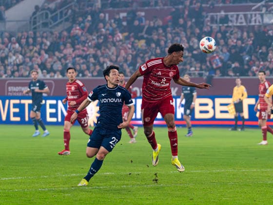 Sima Suso (Fortuna Duesseldorf, 46) im Zweikampf gegen Koji Miyoshi (VfL Bochum 1848, 23) Fortuna Duesseldorf vs. VfL Bochum 1848, Fussball, 2. Bundesliga, 24. Spieltag, Saison 2025 2026, 27.02.2026 DFL REGULATIONS PROHIBIT ANY USE OF PHOTOGRAPHS AS IMAGE SEQUENCES AND OR QUASI-VIDEO, Fortuna Duesseldorf vs. VfL Bochum 1848, Fussball, 2. Bundesliga, 24. Spieltag, Saison 2025 2026, 27.02.2026 Duesseldorf