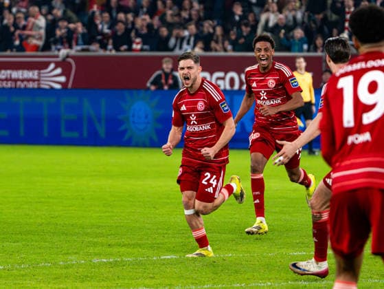 Torjubel von Florent Muslija (Fortuna Duesseldorf, 24) nach dem 2:0 Tor Fortuna Duesseldorf vs. VfL Bochum 1848, Fussball, 2. Bundesliga, 24. Spieltag, Saison 2025 2026, 27.02.2026 DFL REGULATIONS PROHIBIT ANY USE OF PHOTOGRAPHS AS IMAGE SEQUENCES AND OR QUASI-VIDEO, Fortuna Duesseldorf vs. VfL Bochum 1848, Fussball, 2. Bundesliga, 24. Spieltag, Saison 2025 2026, 27.02.2026 Duesseldorf