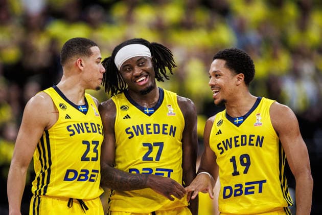 260227 Pierre Hampton, Zaba Bangala, Melwin Pantzar of Sweden during the FIBA World Cup Qualifier game between Sweden and Estonia on February 27, 2026 in Stockholm. Photo: Kenta Jönsson BILDBYRAN COP 210 KJ0314 basket basketball vm-kval kval fiba world cup qualifiers sverige estland sweden estonia bbeng Copyright: KENTAxJÖNSSON BB260227KJ063