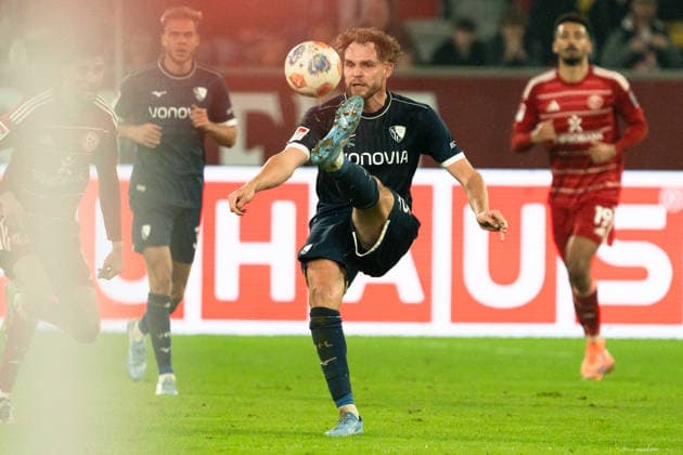 Deutschland: 2. Bundesliga 2025 2026 Fortuna Düsseldorf vs. VfL Bochum 24. Spieltag 27.02.2026 Merkur Spiel-Arena (Nordrhein-Westfalen) Philipp Strompf (VfL Bochum, 3)