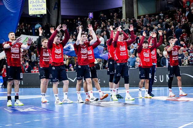 DAIKIN HBL: SG Flensburg-Handewitt vs HSG Wetzlar; 27.02.26 Jubel nach Sieg Team SG Flensburg-Handewitt DAIKIN HBL: SG Flensburg-Handewitt vs HSG Wetzlar, GP JOULE Arena am 27.02.26 Copyright: xBEAUTIFULxSPORTS MarioxM.xKobergx