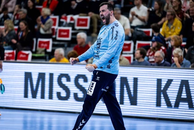 DAIKIN HBL: SG Flensburg-Handewitt vs HSG Wetzlar; 27.02.26 Jubel Freude über gehaltenen Ball bei Benjamin Buric (Nr.01, SG Flensburg-Handewitt) DAIKIN HBL: SG Flensburg-Handewitt vs HSG Wetzlar, GP JOULE Arena am 27.02.26 Copyright: xBEAUTIFULxSPORTS MarioxM.xKobergx