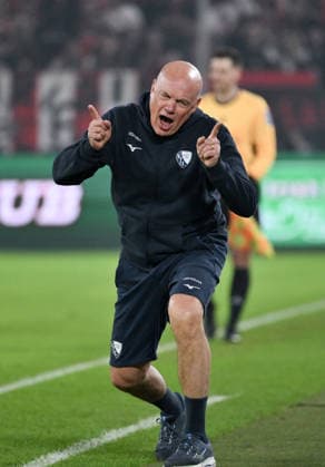 Trainer Uwe Rösler (VfL Bochum) 27.02.2026, Fussball 2. Bundesliga, Saison 2025 2026, 24. Spieltag, Fortuna Düsseldorf - VfL Bochum DFL regulations prohibit any use of photographs as image sequences and or quasi-video Duesseldorf Nordrhein Westfalen Deutschland