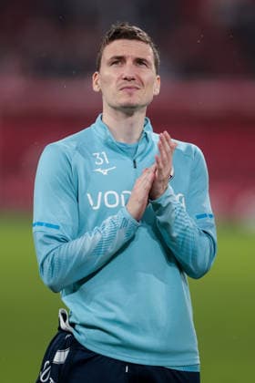 27.02.2026, Fussball, Saison 2025 2026, 2. Bundesliga, 24. Spieltag, Fortuna Düsseldorf - VfL Bochum 1848, Marcel Sobottka (VfL Bochum 1848) bedankt sich, Düsseldorf MErkur Spiel Arena NRW Deutschland xRHR-FOTO DEx