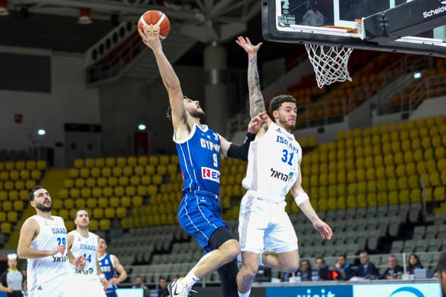 FIBA World Cup Qualifiers : Israel vs Cyprus AENEAS JUNG of Cyprus tries to score in front of NOAM YAACOV of Israel. Israel plays against Cyprus for the FIBA World Cup 2027 Qualifiers at Spyros Kyprianou Arena, Limassol, Cyprus, on Feb. 27, 2026. Limassol Cyprus Copyright: xKOSTASxPIKOULASx