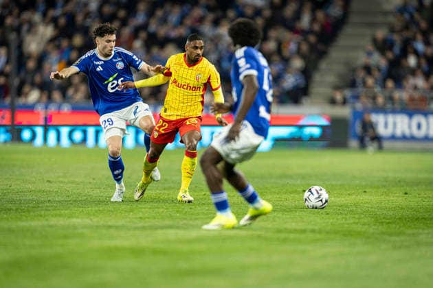 FOOTBALL : Racing Strasbourg vs Lens FC - ligue 1 - Strasbourg - 27 02 26 Wesley SaÃ¯d 22  Copyright: xelyxandroxcegarrax