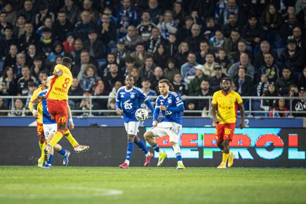 FOOTBALL : Racing Strasbourg vs Lens FC - ligue 1 - Strasbourg - 27 02 26 Mamadou SangarÃ 8 but  Copyright: xelyxandroxcegarrax