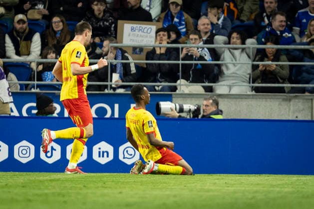 FOOTBALL : Racing Strasbourg vs Lens FC - ligue 1 - Strasbourg - 27 02 26 Joie des joueurs de l equipe de Lens (RCL) apres le but de Mamadou SangarÃ 8  Copyright: xelyxandroxcegarrax