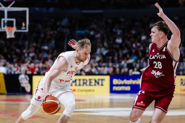 Ryga 27.02.2026 KOSZYKOWKA KOSZKADRA REPREZENTACJA POLSKI MECZ LOTWA - POLSKA ELIMINACJE MISTRZOSTW SWIATA 2027 - - - MEN BASKETBALL POLISH national team, Nationalteam WORLD CUP SERIES QUALIFIERS GAME LATVIA - POLAND NZ Jaroslaw Zyskowski , Marcis Steinbergs , FOT. WOJCIECH FIGURSKI 058SPORT.PL NEWSPIX.PL --- newspix.pl  FOT. WOJCIECH FIGURSKI 058SPORT.PL