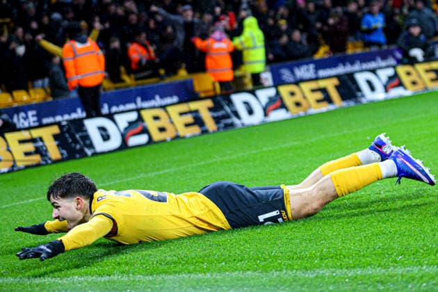 Rodrigo Gomes (21 Wolves) celebrates scoring the second goal during the Premier League football match between Wolverhampton Wanderers and Aston Villa at Molineux stadium in Wolverhampton, England Copyright: xNataliexMincher SPPx Sportspressphoto_SPR98317