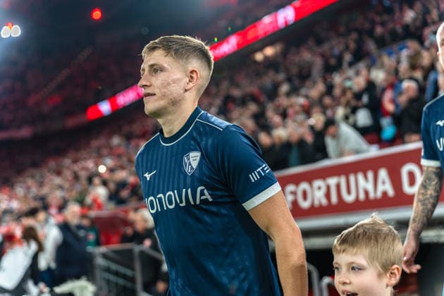 Deutschland: 2. Bundesliga 2025 2026 Fortuna Düsseldorf vs. VfL Bochum 24. Spieltag 27.02.2026 Merkur Spiel-Arena (Nordrhein-Westfalen) Callum Marshall (VfL Bochum, 16)