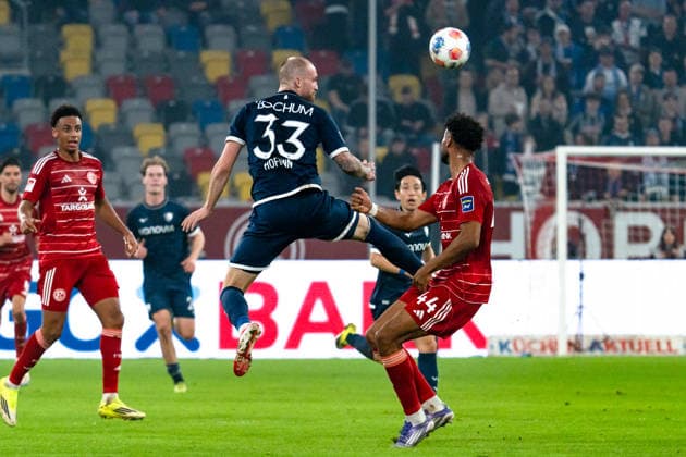 Deutschland: 2. Bundesliga 2025 2026 Fortuna Düsseldorf vs. VfL Bochum 24. Spieltag 27.02.2026 Merkur Spiel-Arena (Nordrhein-Westfalen) Philipp Hofmann (VfL Bochum, 33)