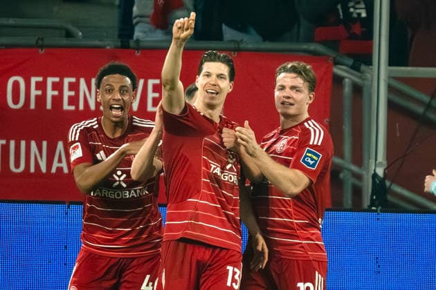 Deutschland: 2. Bundesliga 2025 2026 Fortuna Düsseldorf vs. VfL Bochum 24. Spieltag 27.02.2026 Merkur Spiel-Arena (Nordrhein-Westfalen) Tor zum 1:0 durch Cedric Itten (Fortuna Düsseldorf, 13) Jubel Freude Emotionen Torjubel