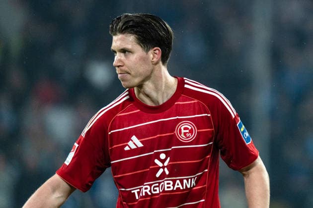 Deutschland: 2. Bundesliga 2025 2026 Fortuna Düsseldorf vs. VfL Bochum 24. Spieltag 27.02.2026 Merkur Spiel-Arena (Nordrhein-Westfalen) Cedric Itten (Fortuna Düsseldorf, 13)