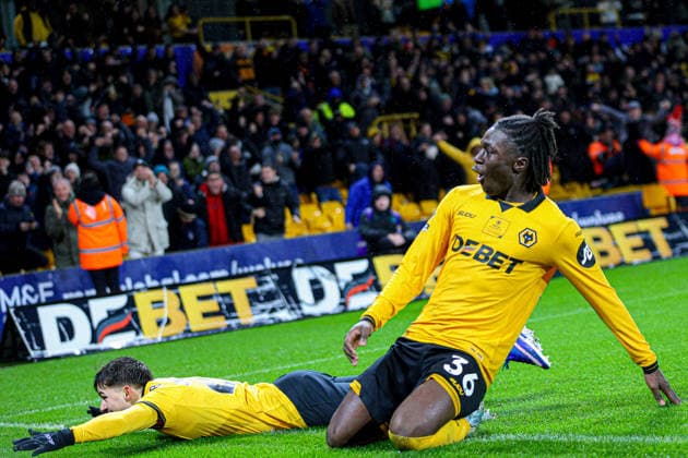 Rodrigo Gomes (21 Wolves) celebrates scoring the second goal during the Premier League football match between Wolverhampton Wanderers and Aston Villa at Molineux stadium in Wolverhampton, England Copyright: xNataliexMincher SPPx Sportspressphoto_SPR98335
