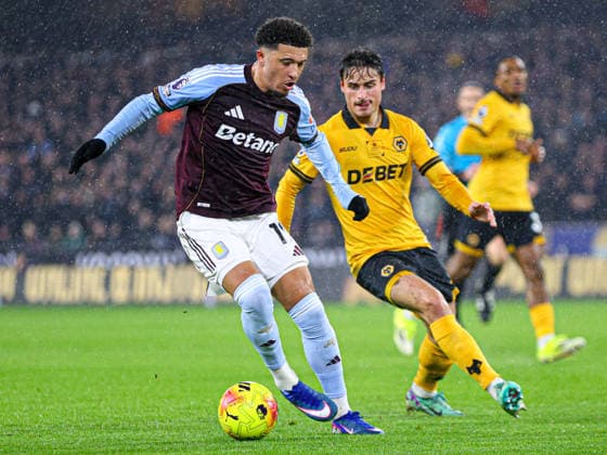 Jadon Sancho (19 Aston Villa) on the ball during the Premier League football match between Wolverhampton Wanderers and Aston Villa at Molineux stadium in Wolverhampton, England Copyright: xNataliexMincher SPPx Sportspressphoto_SPR98397