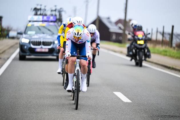 French Alexys Brunel of Team TotalEnergies pictured in action during the 81st edition of the men s one-day cycling race Omloop Het Nieuwsblad (UCI World Tour), the opening race of the Flemish one-day classics season, 207,6 km from Gent to Ninove, Saturday 28 February 2026. DAVIDxPINTENS  x165903533x