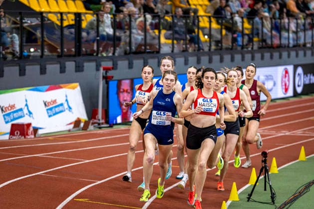 Sport Bilder des Tages Deutsche Leichtathletik-Hallenmeisterschaften; Dortmund, 28.02.2026 Adeline Haisch (LG Region Karlsruhe, 8) und Vera Coutellier (Cologne Athletics, 322) ; Deutsche Leichtathletik-Hallenmeisterschaften am 28.02.2026 in der Helmut-Körnig-Halle, Dortmund (Nordrhein-Westfalen) *** German Indoor Athletics Championships Dortmund, 28 02 2026 Adeline Haisch LG Region Karlsruhe, 8 and Vera Coutellier Cologne Athletics, 322 German Indoor Athletics Championships on 28 02 2026 in the Helmut Körnig Hall, Dortmund North Rhine-Westphalia Copyright: xBEAUTIFULxSPORTS B.Hoffmannx