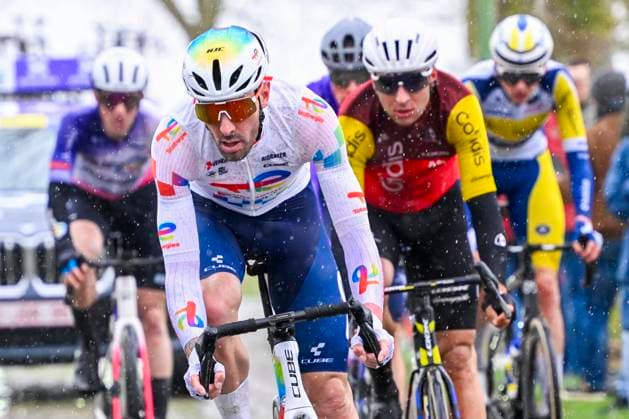Omloop Het Nieuwsblad 2026 Cycling Race NINOVE, BELGIUM - FEBRUARY 28 : Brunel Alexys (FRA) of TotalEnergies leading the escape pack during the 81th edition of Omloop Het Nieuwsblad an UCI World Tour 1.UWT one day cycling road race for Men Elite of km with start in Ghent and finish in Ninove on February 28, 2026 in Ninove, Belgium, 28 02 2026 ( Motordriver Kenny Verfaillie - Ninove Belgium  Copyright: xNicoxVereeckenx