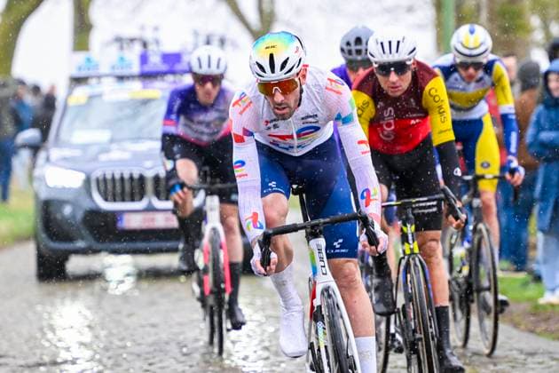 Omloop Het Nieuwsblad 2026 Cycling Race NINOVE, BELGIUM - FEBRUARY 28 : Brunel Alexys (FRA) of TotalEnergies leading the escape pack during the 81th edition of Omloop Het Nieuwsblad an UCI World Tour 1.UWT one day cycling road race for Men Elite of km with start in Ghent and finish in Ninove on February 28, 2026 in Ninove, Belgium, 28 02 2026 ( Motordriver Kenny Verfaillie - Ninove Belgium  Copyright: xNicoxVereeckenx