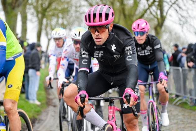 Omloop Het Nieuwsblad 2026 Cycling Race NINOVE, BELGIUM - FEBRUARY 28 : Rider of EF Education - Easypost in action during the 81th edition of Omloop Het Nieuwsblad an UCI World Tour 1.UWT one day cycling road race for Men Elite of km with start in Ghent and finish in Ninove on February 28, 2026 in Ninove, Belgium, 28 02 2026 ( Motordriver Kenny Verfaillie - Ninove Belgium  Copyright: xNicoxVereeckenx