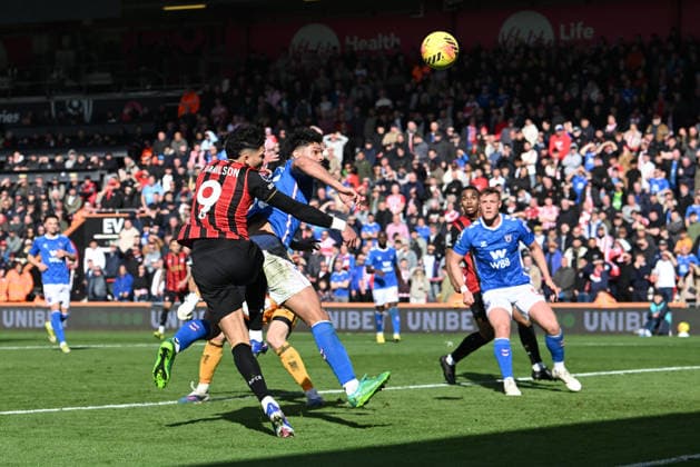 Bournemouth v Sunderland, Premier League Goal 1-1 - Evanilson (9) of AFC Bournemouth scores the equalising goal during the Premier League match between Bournemouth and Sunderland at the Vitality Stadium, Bournemouth, UK on 28 February 2026. Bournemouth Vitality Stadium Dorset UK Editorial use only DataCo restrictions apply See www.football-dataco.com , Copyright: xGrahamxHuntx PSI-23826-0073